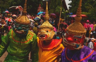 18 Unmissable Festivals & Holidays in Laos