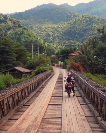 Getting around in Laos