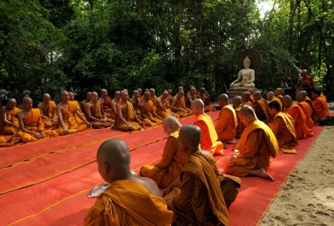 Buddhist Lent & Khao Phansa Day? How to practice in Thailand & Laos?